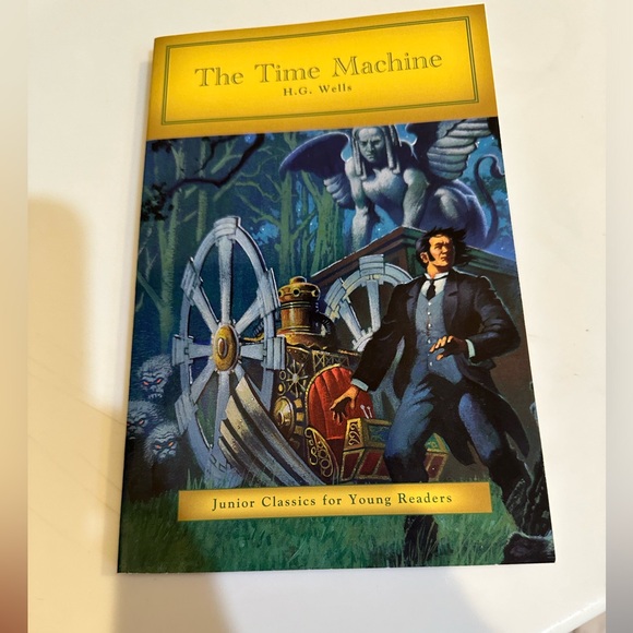 2012 THE TIME MACHINE H G WELLS JR CLASSICS FOR YOUNG READERS PAPERBACK BOOK - Picture 5 of 9